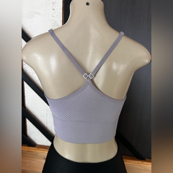 Bundle of 6 sport bra size s/m pre loved perfect condition different brands - Picture 4 of 12